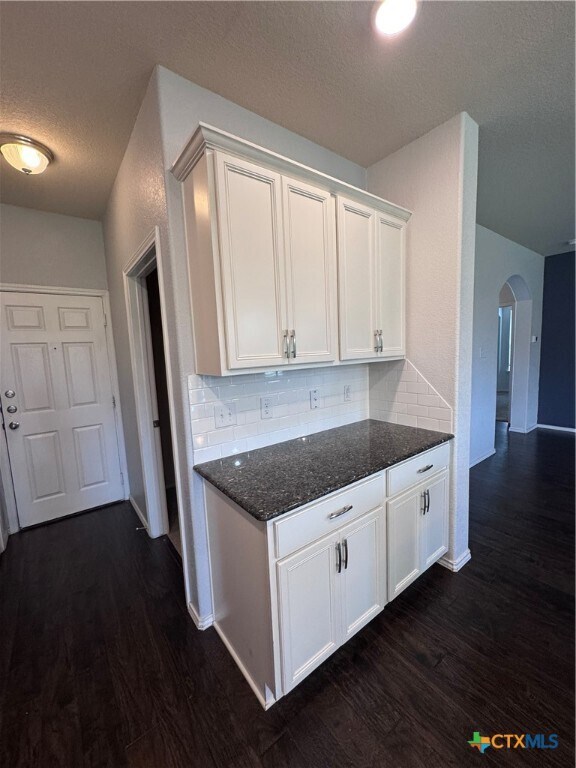 Foto del edificio - 1310 Stonewall Ridge
