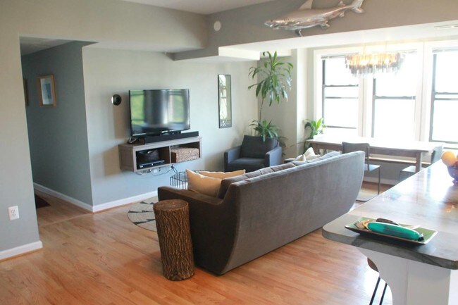 Sala de estar - 3900 14th St NW
