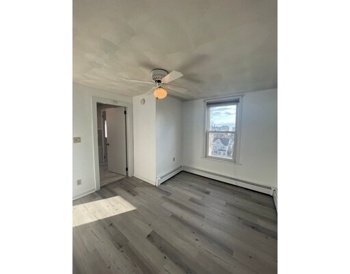 Foto del edificio - 132 Franklin Ave