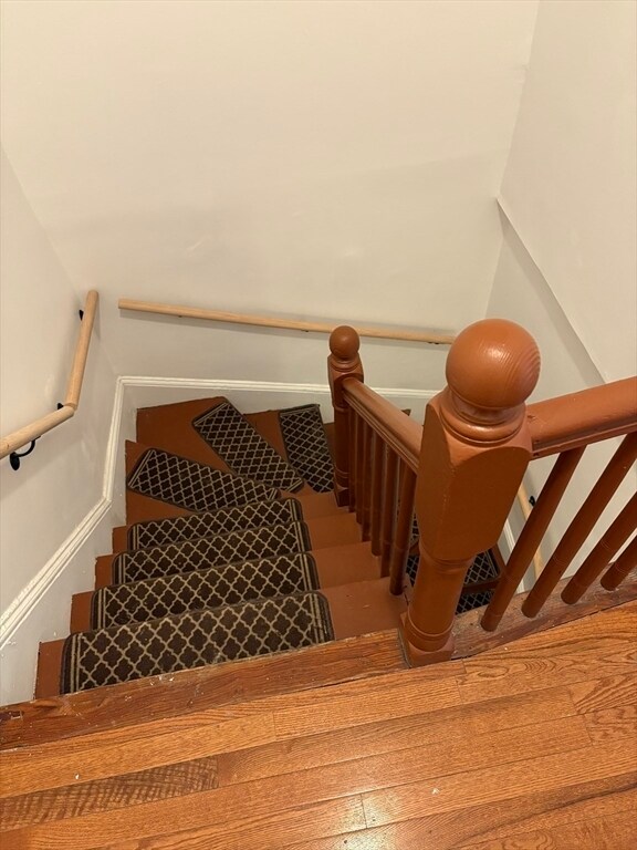 Building Photo - 20 Jones