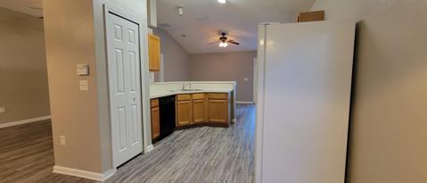 Foto del edificio - 24 Zoeller Ct