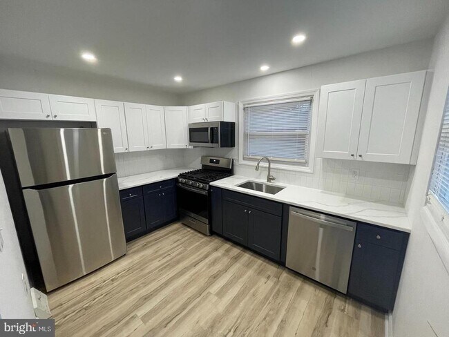 Foto del edificio - 105 Breslin Ave