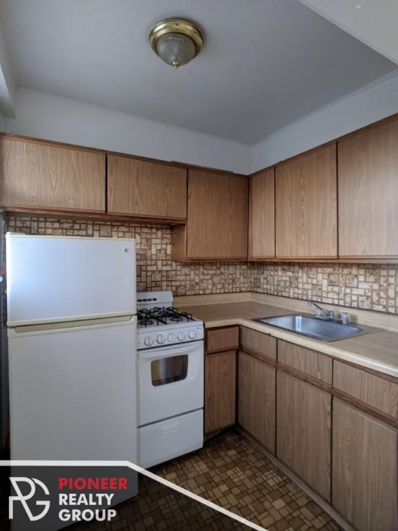 Foto del edificio - 2 bedroom in CHICAGO IL 60657