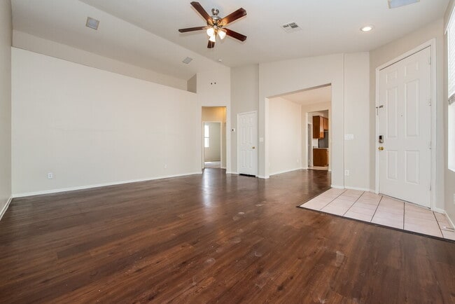 Building Photo - 2520 Bahama Point Ave