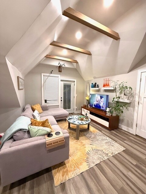 Foto del edificio - 2115 W Barry Ave