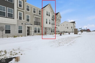 Building Photo - 404 Elite St