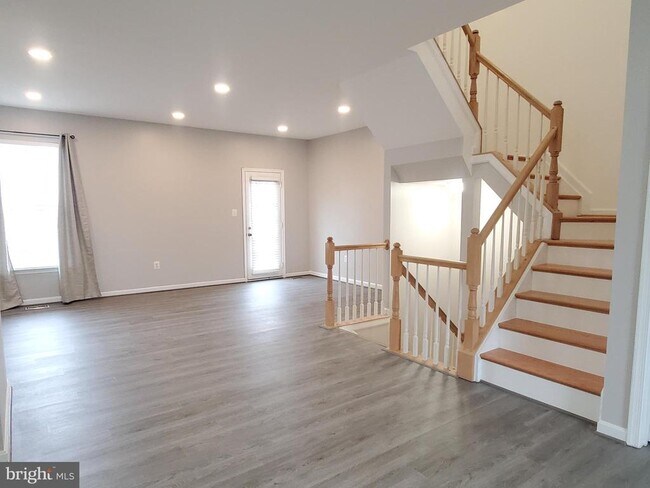 Building Photo - 14227 Beddingfield Way