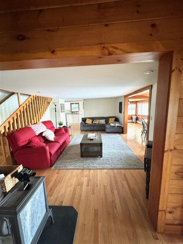Foto principal - 104 Woods Grove Ln