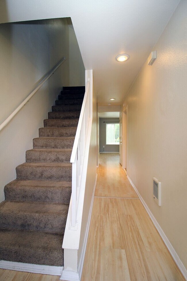 Foto del edificio - 7117 SW Sagert St