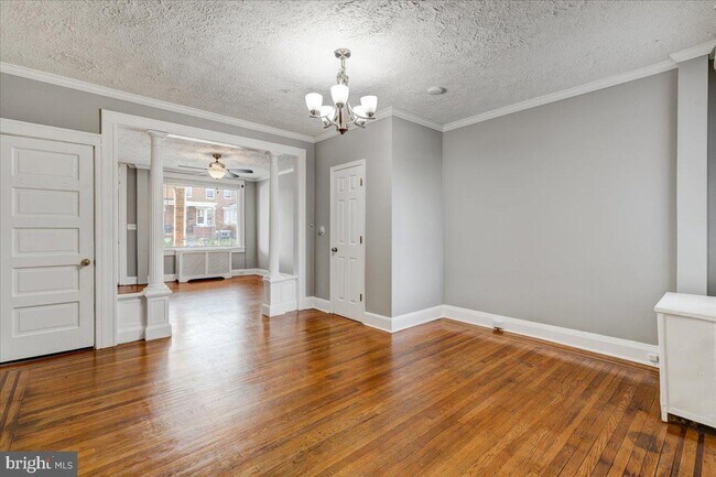 Foto del edificio - 2860 Lake Ave