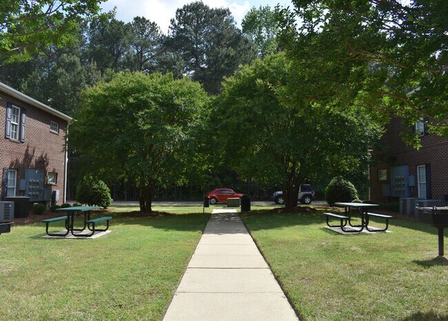 Building Photo - University Park Apartments