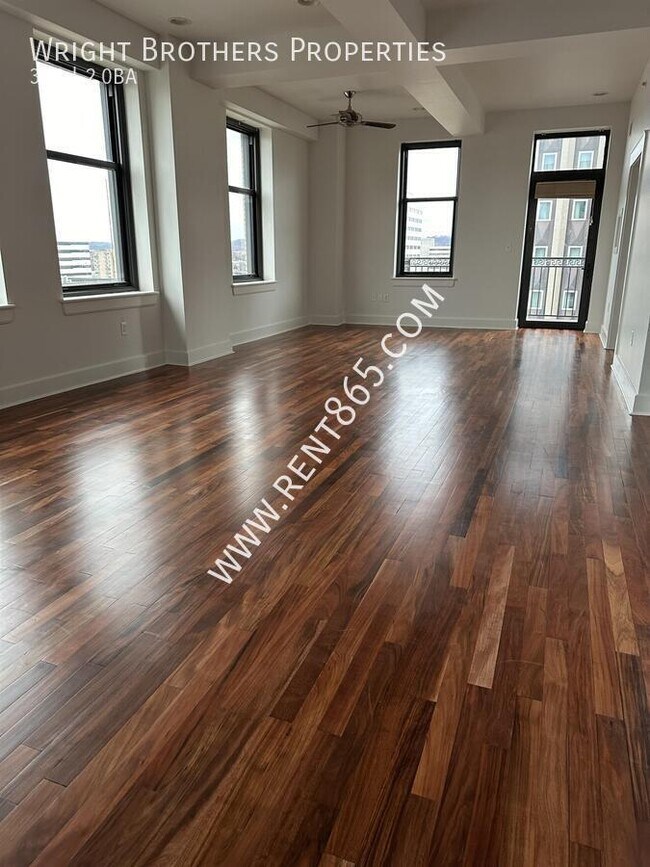 Foto del edificio - 531 S Gay St