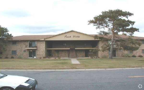 Building Photo - Park Villa
