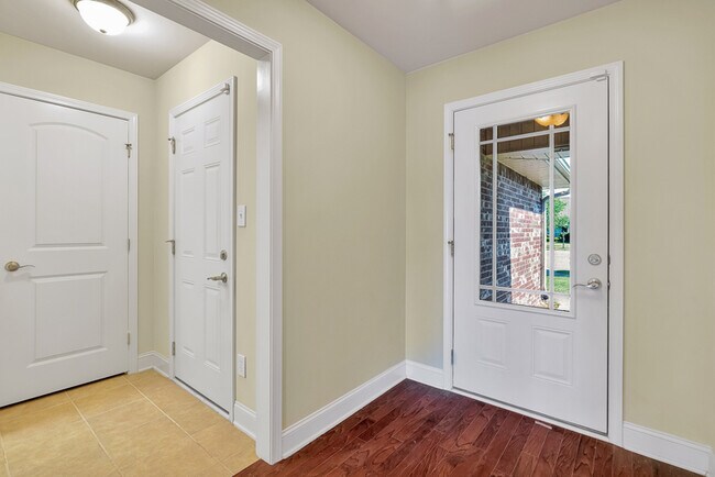 Building Photo - 505 Tidal Ct