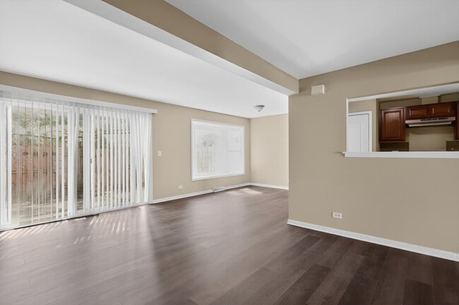 Foto del edificio - 193 Jeffrey Ln