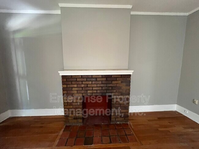 Building Photo - 2003 Peabody Ave