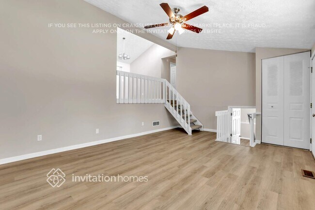 Foto del edificio - 5230 Long Green Ln