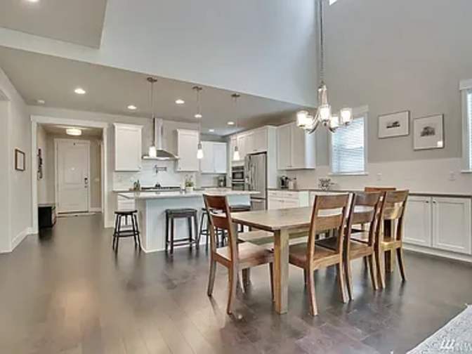 Foto del edificio - 317 Field Pl SE