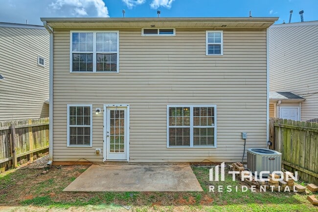 Building Photo - 513 Epris Ln