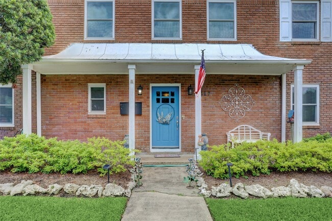 Photo - 3617 Murworth Dr Apartment