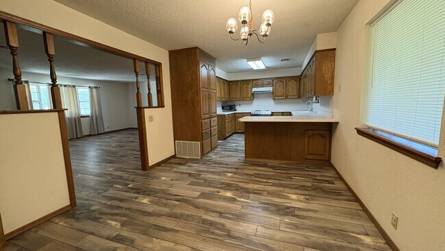Foto del edificio - 8519 S Coltrane Rd