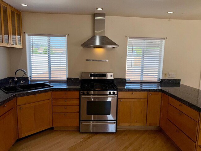Foto del edificio - 1412 E Colter St
