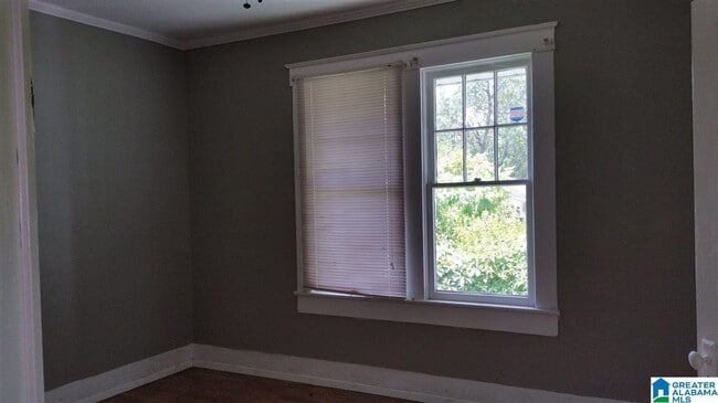 Building Photo - Bright & Spacious 3BR/2BA Home for Rent