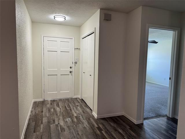 Building Photo - 1327 Reesling Dr