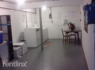 Foto del edificio - 73 Western Ave