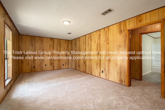 Foto del edificio - 3/1 Large Master bedroom close to Jackson st.