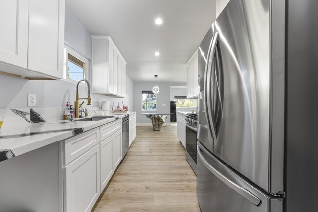 Foto del edificio - 341 E 91st St