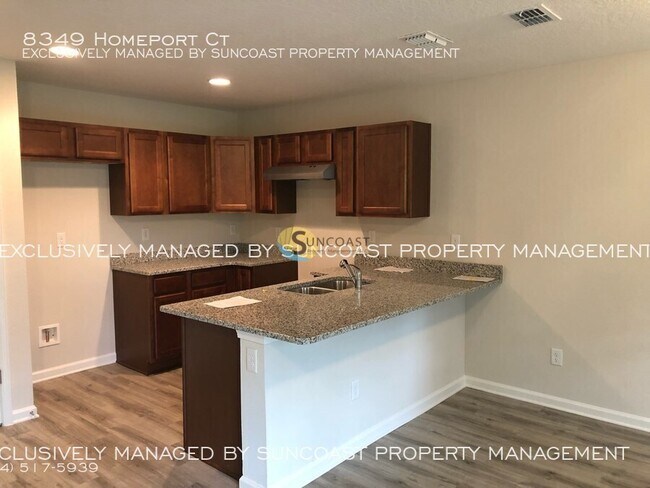 Foto del edificio - 8349 Homeport Ct