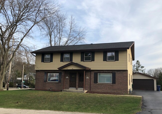 Building Photo - S69W14825 Cornell Cir