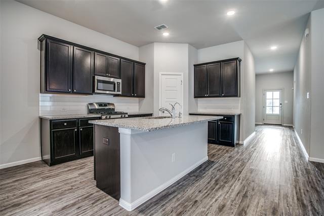 Building Photo - 5825 Rostherne Dr