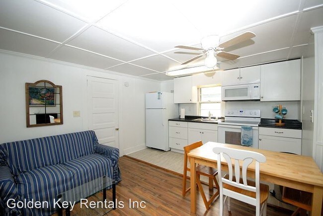 Foto del edificio - 1 br, 1 bath House - 609-A Church Street