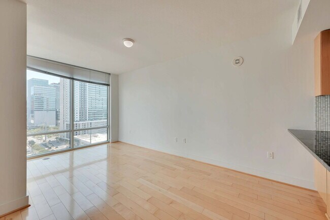 Foto del edificio - 300 Bowie St