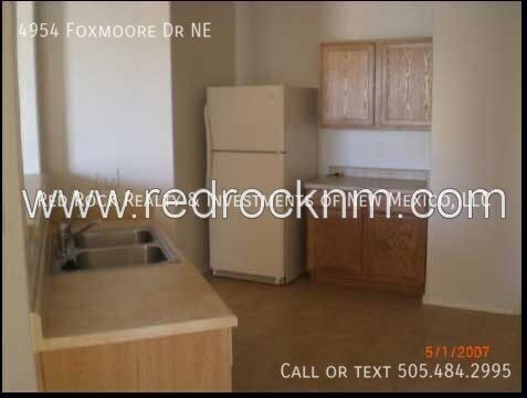 Foto del edificio - 4954 Foxmoore Dr NE