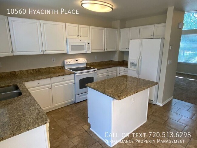 Foto del edificio - 10560 Hyacinth Pl