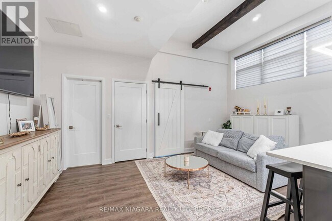 Photo du bâtiment - 405 Merritt St