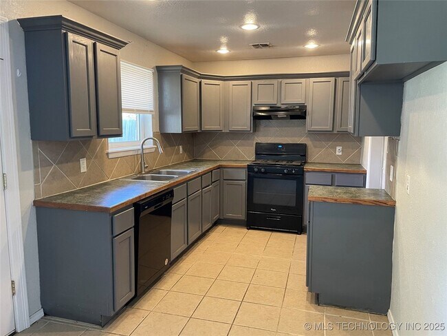 Foto del edificio - 625 W 149th St