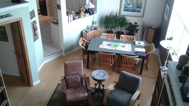 Foto del edificio - 145 Anderson St