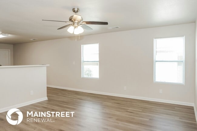 Foto del edificio - 16709 Wellhouse Dr