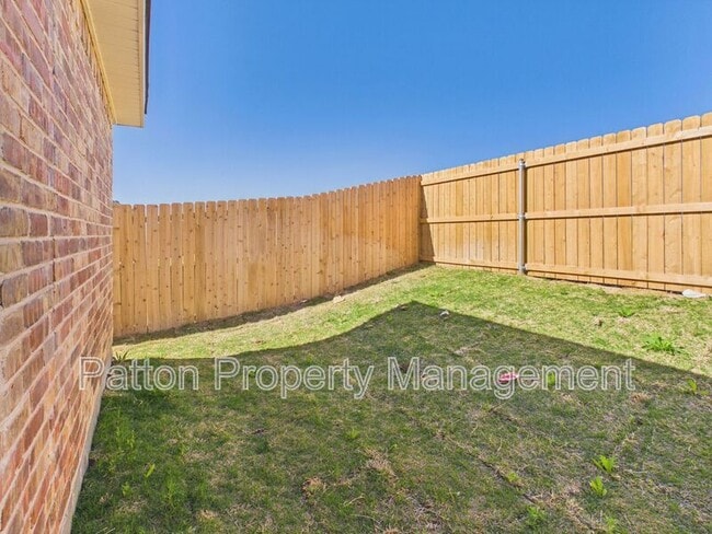 Building Photo - 2808 Haystack Wy