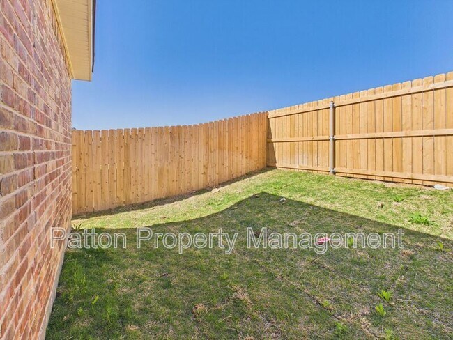 Foto del edificio - 2808 Haystack Wy