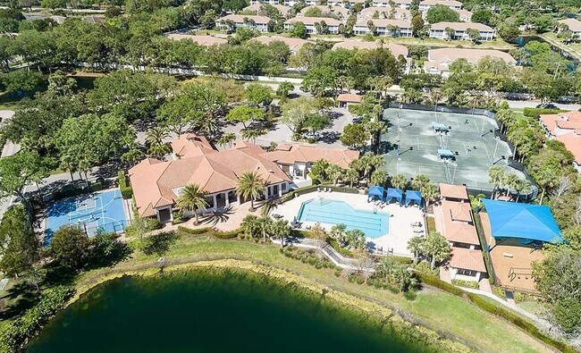 Foto del edificio - 1750 San Bernadino Way