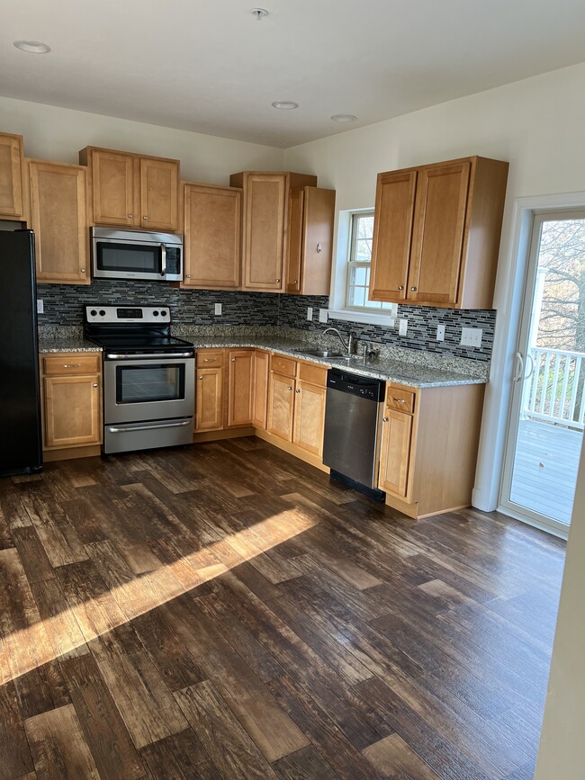 Building Photo - 60 Katelyn Dr