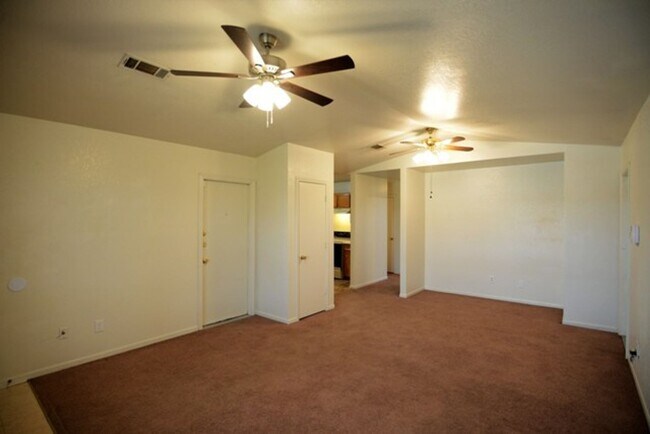 Building Photo - 5302 Morning Glen Ln