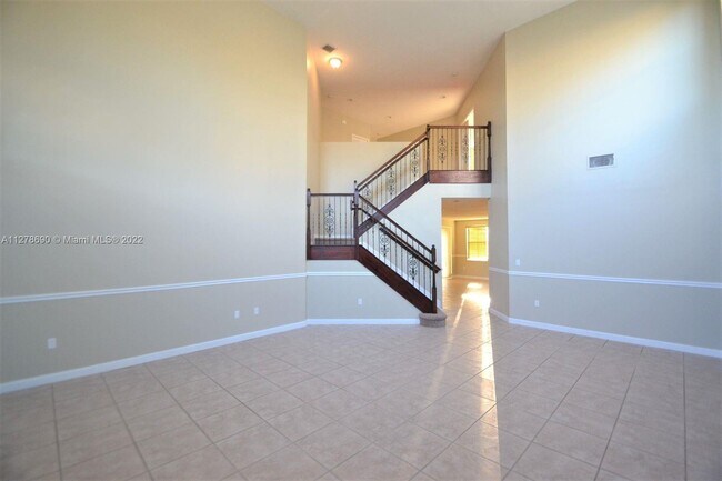 Foto del edificio - 2370 SW 127th Ave