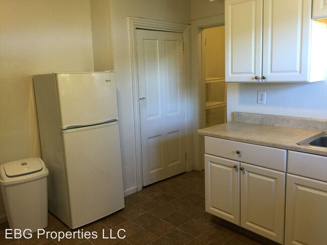 Building Photo - 2 br, 1 bath House - 109 Griffith