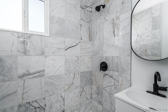 Foto del edificio - 4263 33rd St